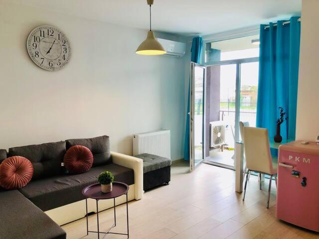 Joy City Stay Vivalia V4-5 Timisoara Bagian luar foto